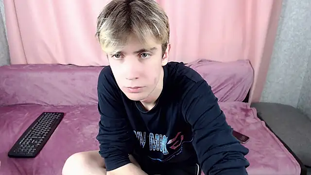 Harvey foster online show from November 2025 12:20:01 PM