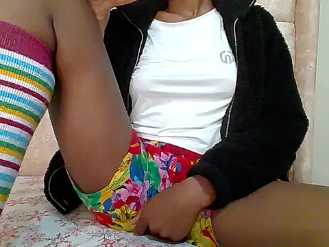 Petite baby5 online show from May 2026 09:53:01 PM