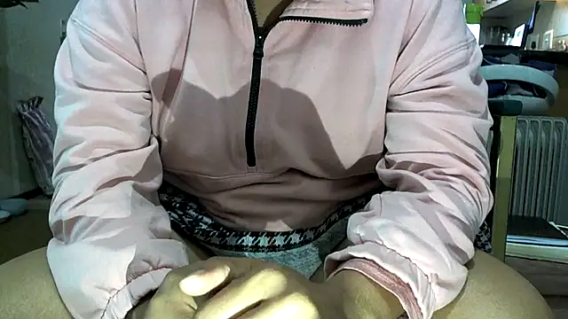 NewBeginnings8 online show from November 2025 06:13:01 AM