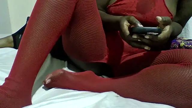 Snapshot of Charity78 chatting on November 2025 12:48:01 AM Charity78 online show from November 2025 12:48:01 AM