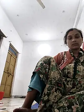 Cute Arushi online show from November 2025 12:37:01 PM