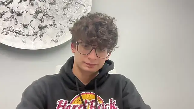 ldekfeklfmkemfk online show from November 2025 09:32:01 AM