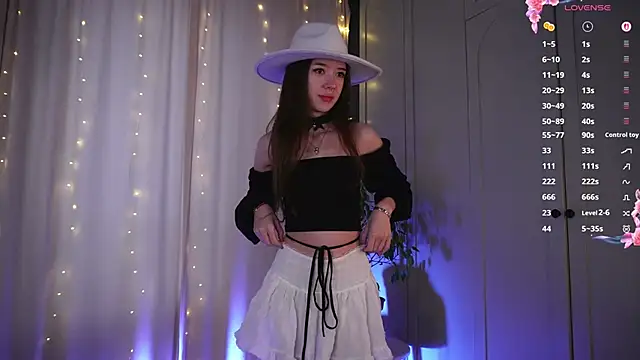 tinyanie online show from February 2026 06:24:02 AM