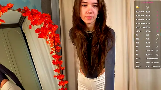 tinyanie online show from November 2025 06:03:01 AM