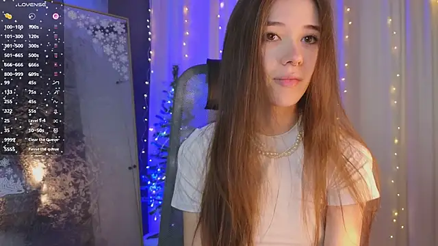 tinyanie online show from December 2025 06:05:02 AM