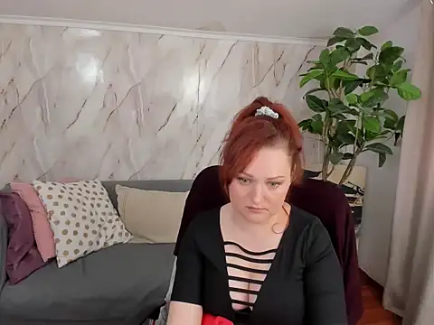 OhLadyPlease online show from November 2025 07:57:01 AM