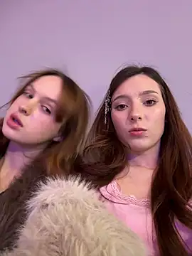 LilluKatten online show from February 2026 11:53:02 AM