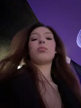 LilluKatten online show from April 2026 10:33:01 AM