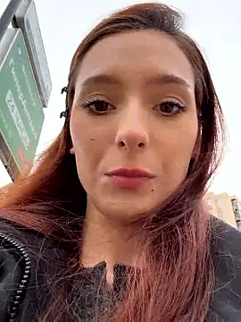 LilluKatten online show from November 2025 12:31:01 PM