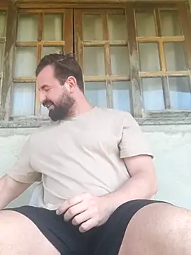 Snapshot of rooliv1 chatting on November 2025 10:42:02 AM rooliv1 online show from November 2025 10:42:02 AM