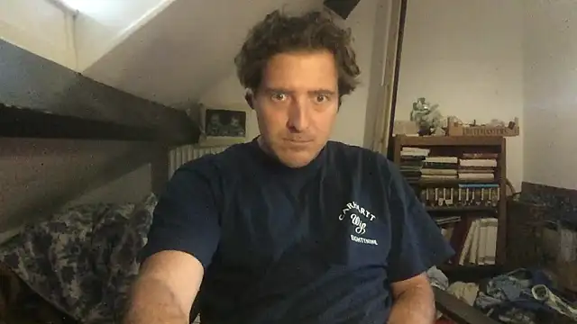 dutchpieter95 online show from April 2026 08:10:02 AM