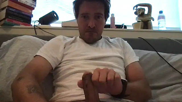Snapshot of dutchpieter95 chatting on July 2026 06:36:02 AM dutchpieter95 online show from July 2026 06:36:02 AM