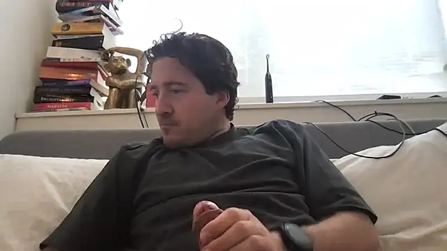 dutchpieter95 online show from March 2026 11:31:01 AM