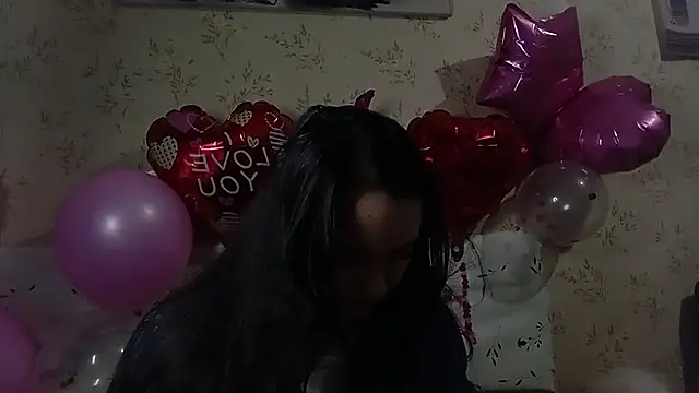 Snapshot of VoulezVous_Angel chatting on February 2026 01:25:01 AM VoulezVous Angel online show from February 2026 01:25:01 AM