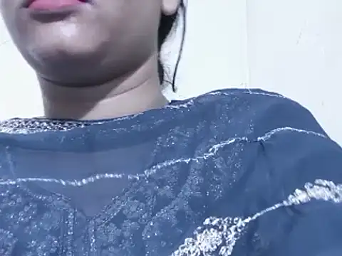 Nancy queen001 online show from November 2025 10:07:01 AM