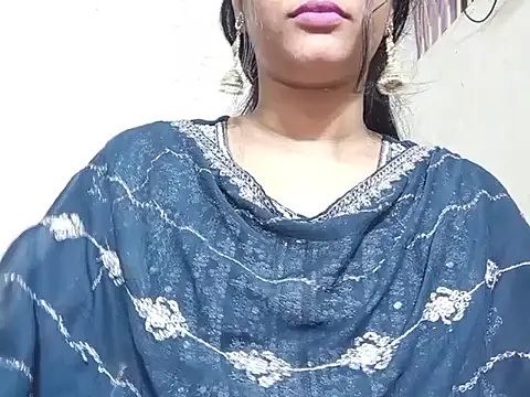 Nancy queen001 online show from December 2025 05:24:02 PM