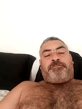 Ricardotarado online show from November 2025 11:48:01 AM