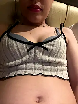 Snapshot of SirineArab chatting on November 2025 08:08:01 PM SirineArab online show from November 2025 08:08:01 PM