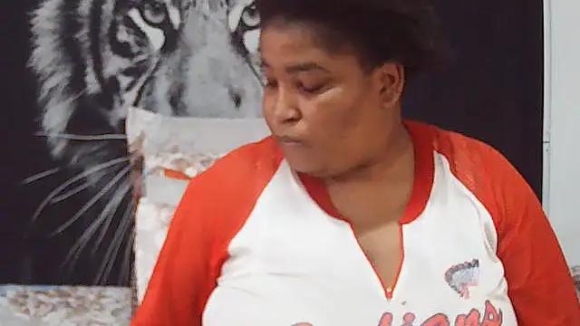 MassiveBoobsxxxx online show from February 2026 02:55:02 PM