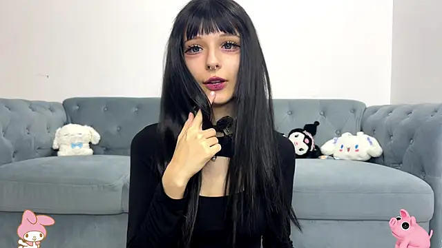 Snapshot of YunaBlossomy chatting on November 2025 11:02:01 AM YunaBlossomy online show from November 2025 11:02:01 AM