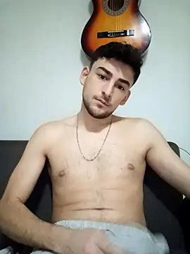 Snapshot of yasinesra757_ chatting on January 2026 03:21:02 AM yasinesra757 online show from January 2026 03:21:02 AM