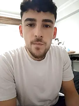 Snapshot of yasinesra757_ chatting on February 2026 02:02:01 PM yasinesra757 online show from February 2026 02:02:01 PM