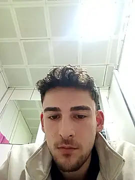 Snapshot of yasinesra757_ chatting on January 2026 09:43:02 PM yasinesra757 online show from January 2026 09:43:02 PM