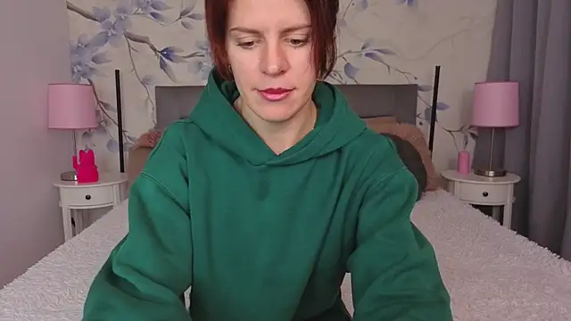 Sandra angel  online show from November 2025 10:10:01 PM