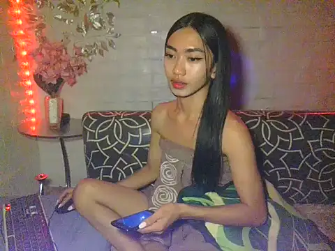 queensilver online show from December 2025 03:55:01 PM