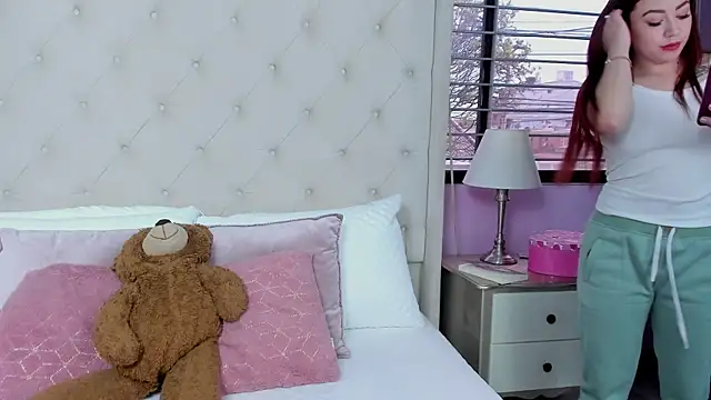 scarlett leblanc  online show from December 2025 01:11:02 PM