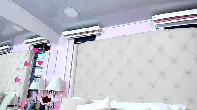 scarlett leblanc  online show from July 2026 11:54:01 AM