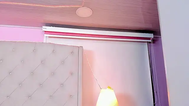 scarlett leblanc  online show from May 2026 12:09:01 PM