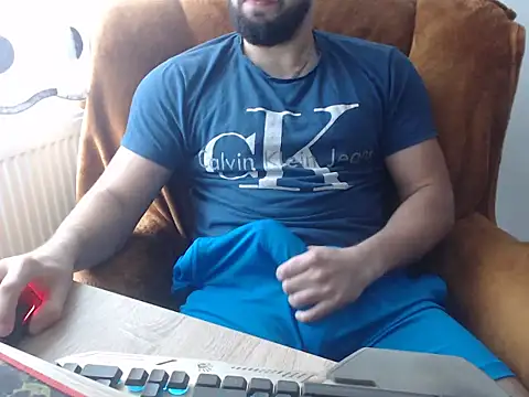 Snapshot of strongcoffee10 chatting on November 2025 09:37:02 AM strongcoffee10 online show from November 2025 09:37:02 AM