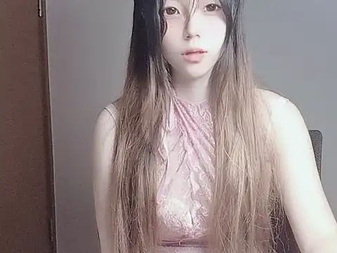 JuliaNoir online show from November 2025 06:08:02 AM