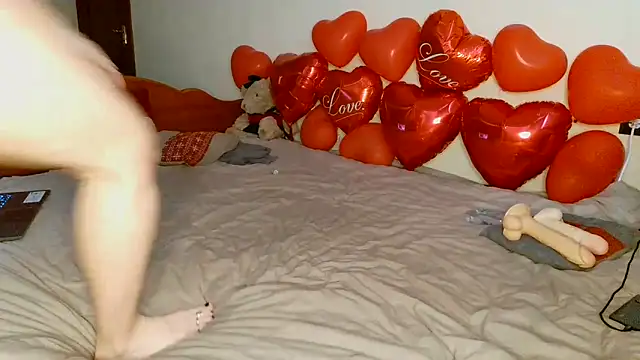 HoneyLuna7 online show from March 2026 12:18:01 PM