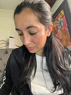 Salome Marck online show from November 2025 03:15:02 PM