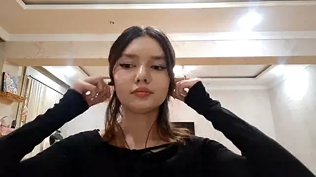 Snapshot of HenryMetter chatting on October 2025 10:34:02 AM HenryMetter online show from October 2025 10:34:02 AM