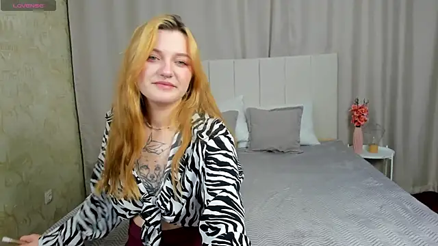 AnnaXPeach online show from November 2025 12:47:02 AM