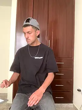 dylan drakee online show from November 2025 04:43:02 PM