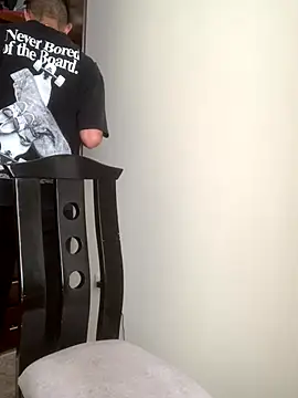 dylan drakee online show from October 2025 05:32:01 PM