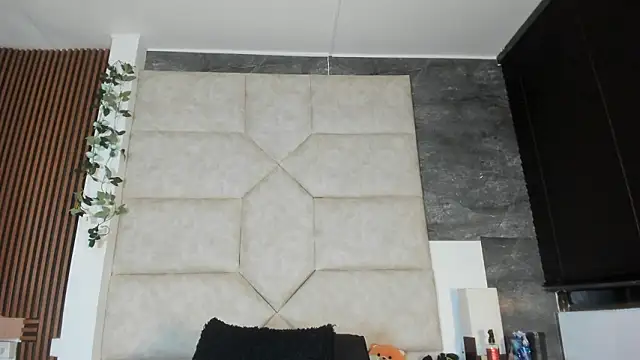 Liia Leens online show from February 2026 04:45:02 AM