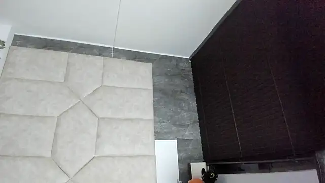 Liia Leens online show from February 2026 02:57:02 AM