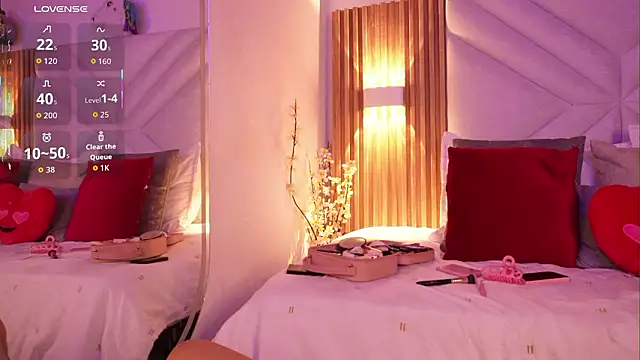 Kat Saky online show from March 2026 11:18:02 PM