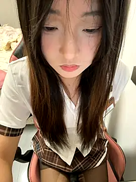 minnie566 online show from December 2025 03:00:01 PM