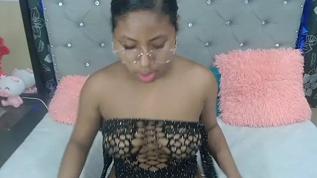 valentinavega18x online show from February 2026 06:26:01 AM