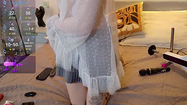 Nicolle moors online show from June 2026 04:12:01 PM