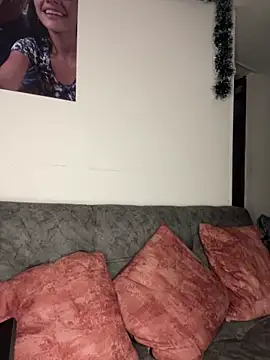 Crystall 15 online show from December 2025 02:27:02 AM