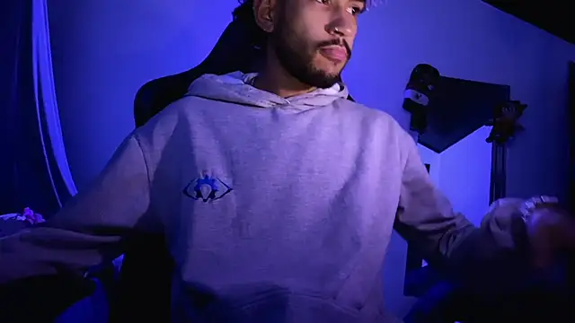 3v1l online show from November 2025 03:40:01 AM