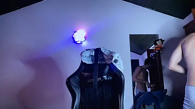 3v1l online show from November 2025 06:45:01 PM