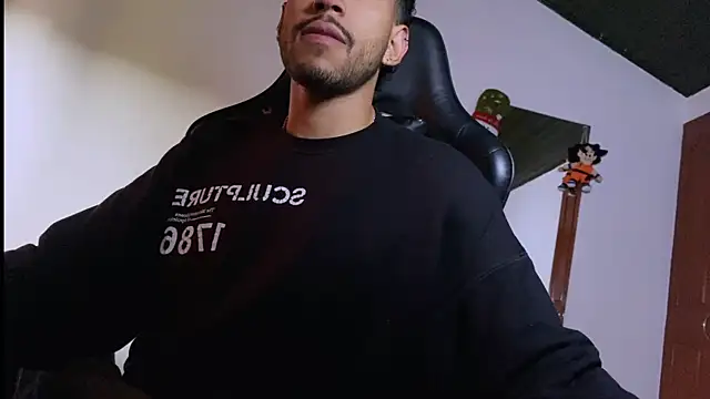 3v1l online show from December 2025 07:18:02 PM